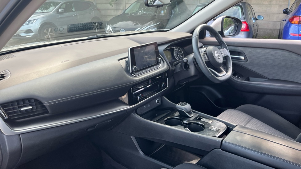 Nissan X-Trail 1.5 MHEV 163 Acenta Premium 5dr Xtronic Petrol Station Wagon - Image 9