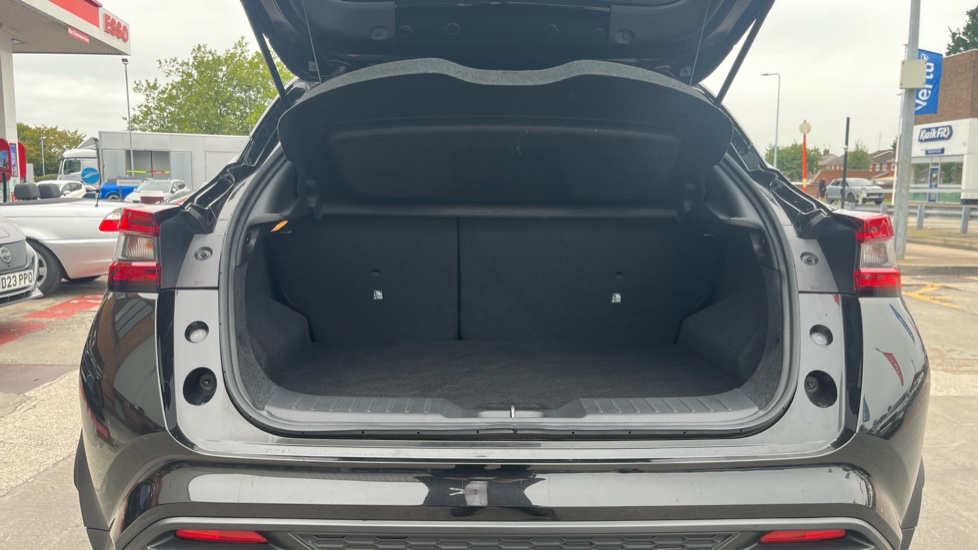 Nissan Juke 1.0 DiG-T 114 N-Connecta 5dr Petrol Hatchback - Image 4