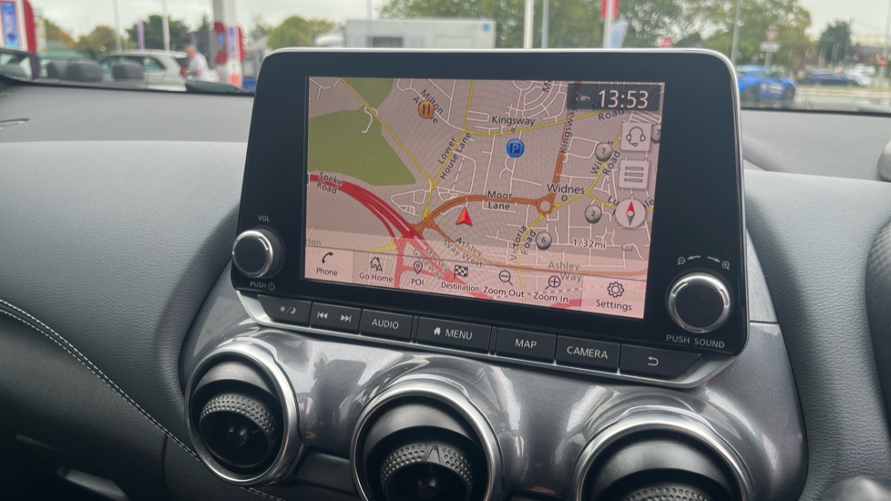 Nissan Juke 1.0 DiG-T 114 N-Connecta 5dr Petrol Hatchback - Image 22