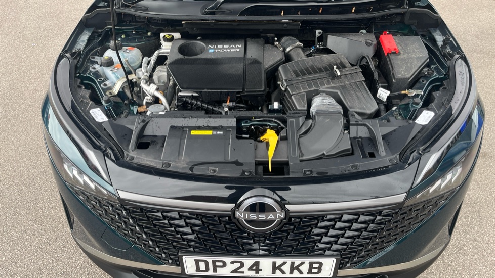 Nissan Qashqai 1.5 E-Power Acenta Premium 5dr Auto Hybrid Hatchback - Image 8