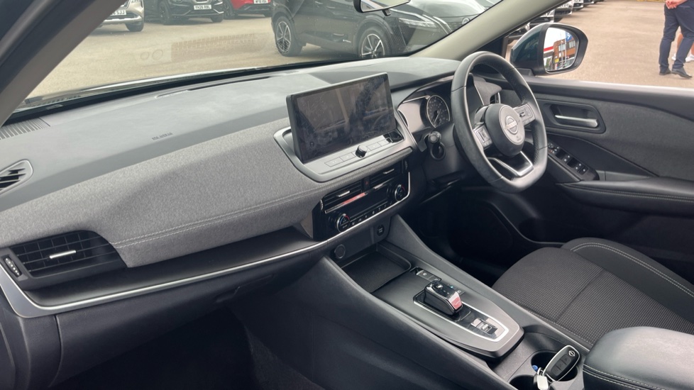 Nissan Qashqai 1.5 E-Power Acenta Premium 5dr Auto Hybrid Hatchback - Image 9