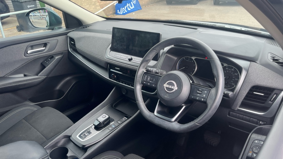 Nissan Qashqai 1.5 E-Power Acenta Premium 5dr Auto Hybrid Hatchback - Image 11