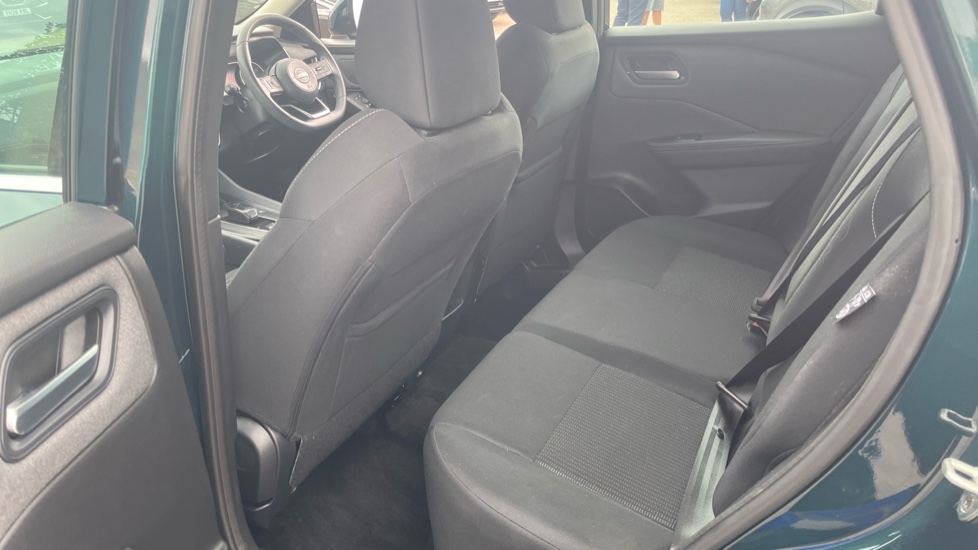 Nissan Qashqai 1.5 E-Power Acenta Premium 5dr Auto Hybrid Hatchback - Image 16