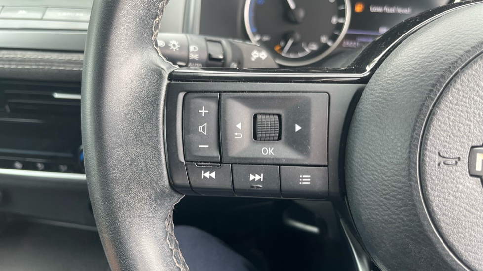 Nissan Qashqai 1.5 E-Power Acenta Premium 5dr Auto Hybrid Hatchback - Image 22