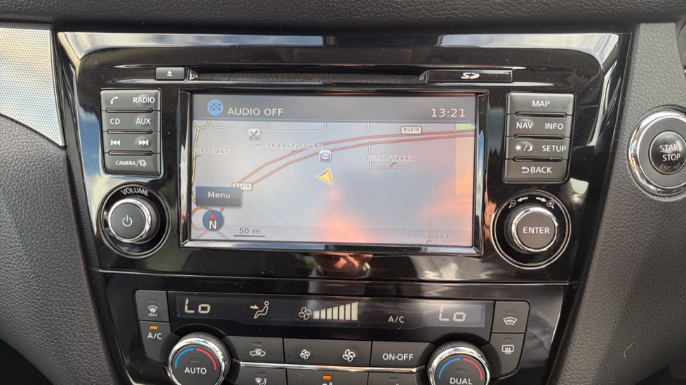 Nissan Qashqai 1.5 dCi Tekna 5dr Diesel Hatchback - Image 12