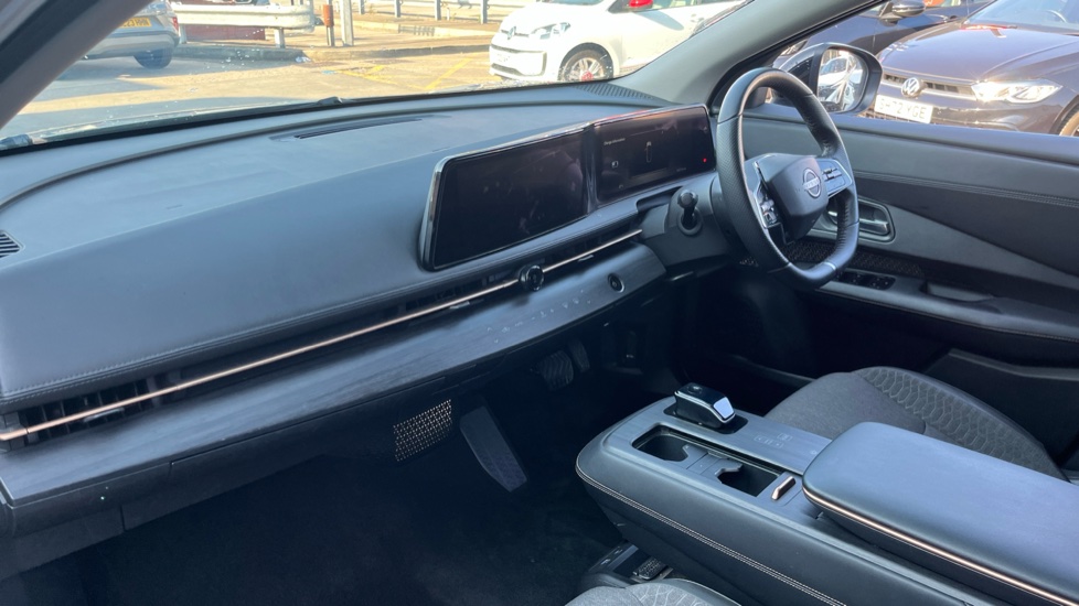 Nissan ARIYA 160kW Advance 63kWh 22kWCh 5dr Auto Electric Hatchback - Image 9
