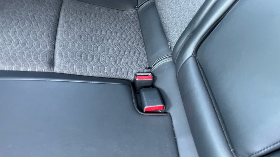 Nissan ARIYA 160kW Advance 63kWh 22kWCh 5dr Auto Electric Hatchback - Image 17