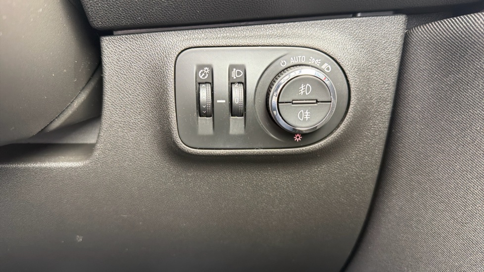Vauxhall Corsa 1.4 SRi Vx-line 5dr Petrol Hatchback - Image 24