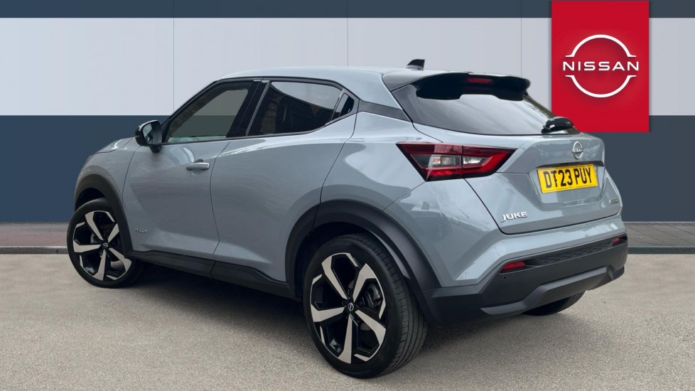 Nissan Juke 1.6 Hybrid Tekna 5dr Auto Hybrid Hatchback - Image 2