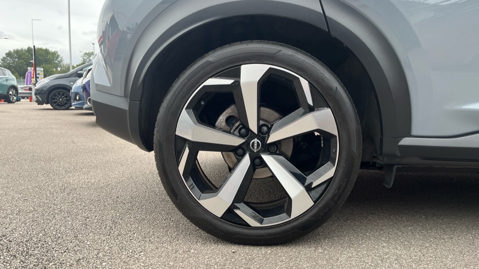 Nissan Juke 1.6 Hybrid Tekna 5dr Auto Hybrid Hatchback - Image 7