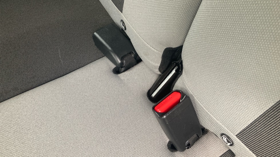 Toyota Aygo 1.0 VVT-i X-Press 5dr x-shift Petrol Hatchback - Image 17