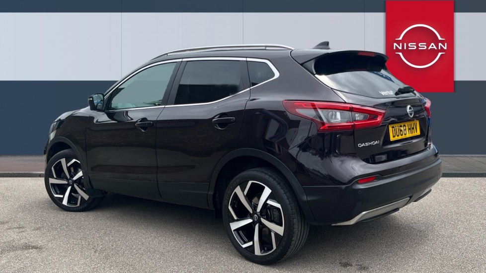 Nissan Qashqai 1.3 DiG-T Tekna 5dr Petrol Hatchback - Image 2