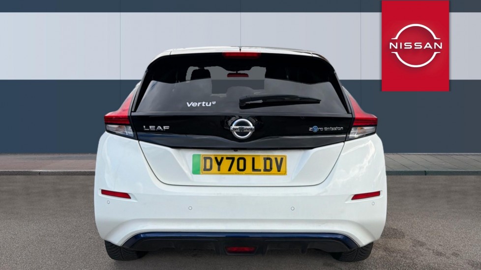 Nissan LEAF 110kW Tekna 40kWh 5dr Auto Electric Hatchback - Image 6