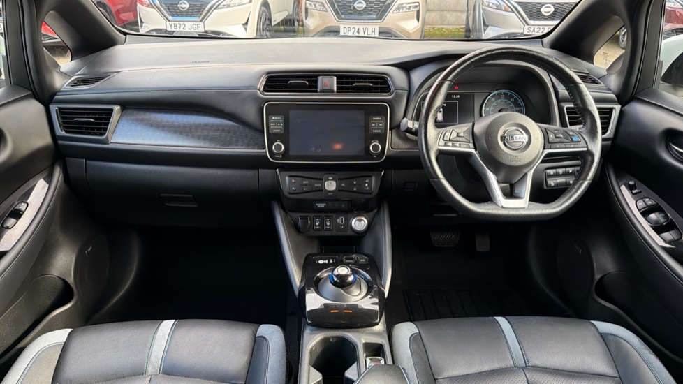 Nissan LEAF 110kW Tekna 40kWh 5dr Auto Electric Hatchback - Image 10