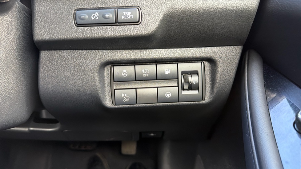 Nissan LEAF 110kW Tekna 40kWh 5dr Auto Electric Hatchback - Image 23