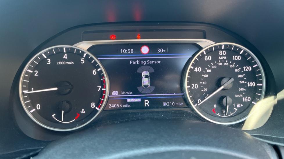 Nissan Juke 1.0 DiG-T 114 N-Connecta 5dr DCT Petrol Hatchback - Image 24