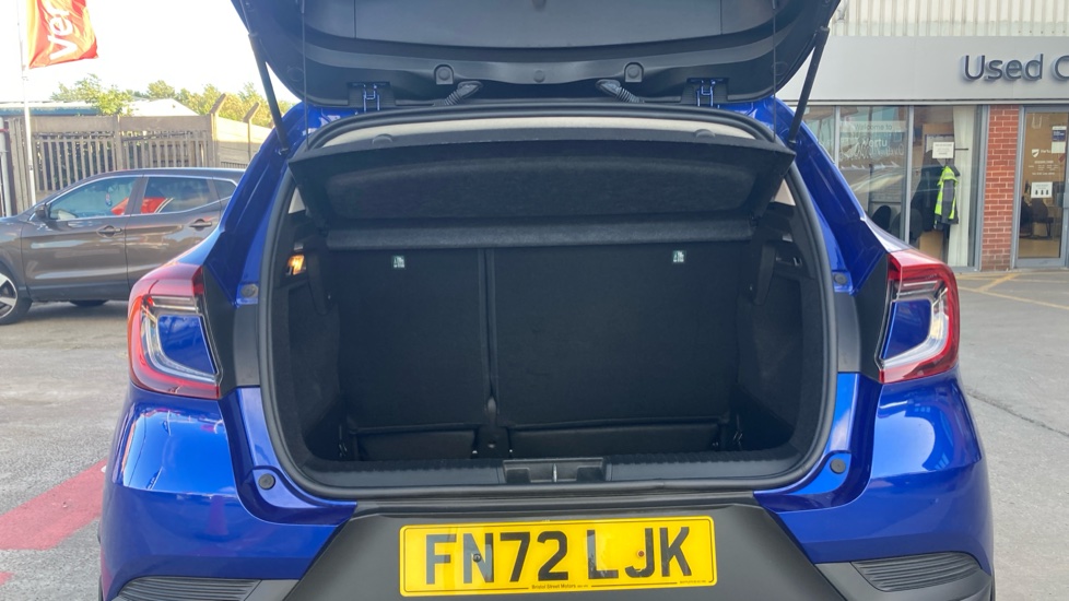 Renault Captur 1.0 TCE 90 Evolution 5dr Petrol Hatchback - Image 4