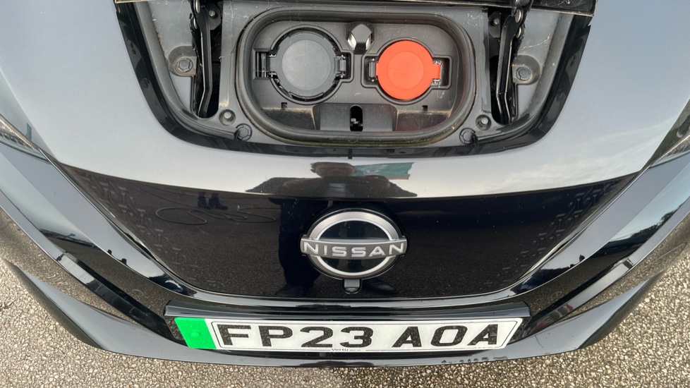 Nissan LEAF 160kW e+ Tekna 59kWh 5dr Auto Electric Hatchback - Image 8