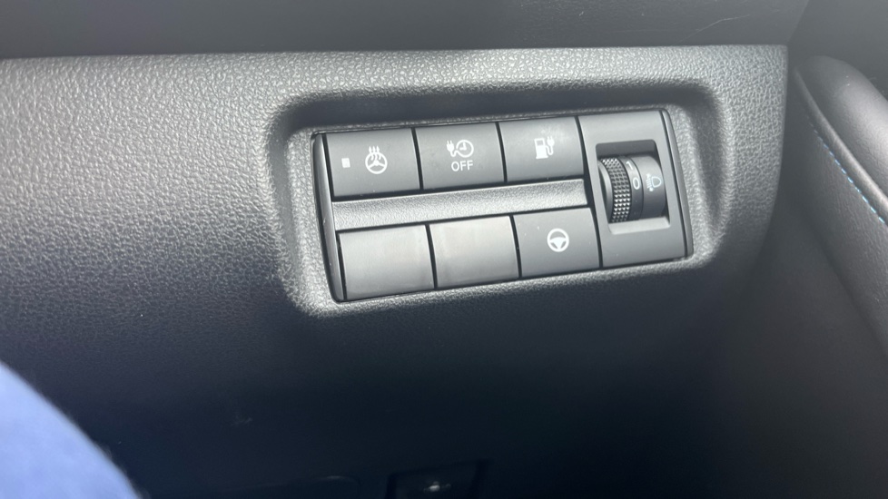 Nissan LEAF 160kW e+ Tekna 59kWh 5dr Auto Electric Hatchback - Image 23