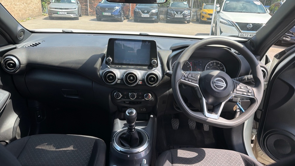 Nissan Juke 1.0 DiG-T Acenta 5dr Petrol Hatchback - Image 10