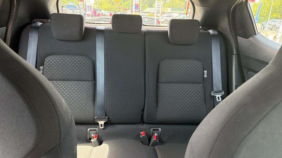 Nissan Juke 1.0 DiG-T Acenta 5dr Petrol Hatchback - Image 15