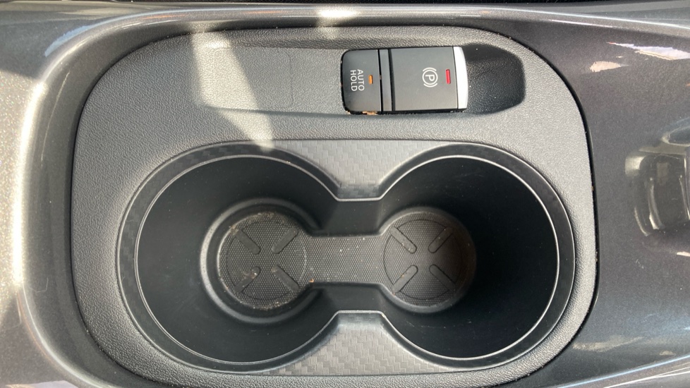 Nissan Juke 1.0 DiG-T 114 N-Connecta 5dr Petrol Hatchback - Image 25