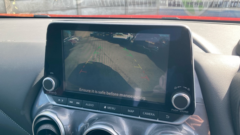 Nissan Juke 1.0 DiG-T 114 N-Connecta 5dr Petrol Hatchback - Image 27