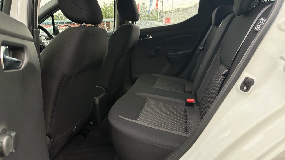 Nissan Micra 1.0 IG-T 92 Acenta 5dr Petrol Hatchback - Image 16