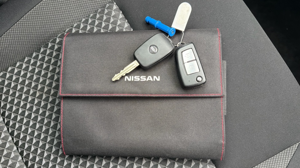 Nissan Micra 1.0 IG-T 92 Acenta 5dr Petrol Hatchback - Image 19