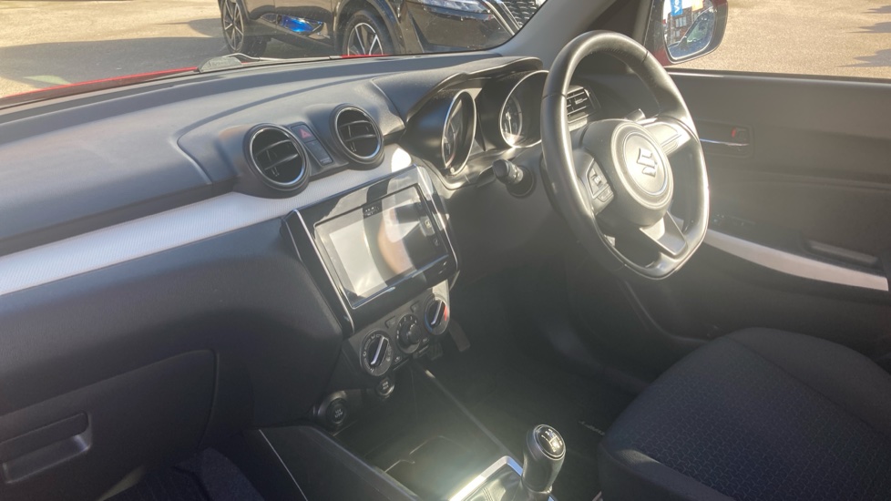 Suzuki Swift 1.2 Dualjet SHVS SZ-T 5dr Petrol Hatchback - Image 9