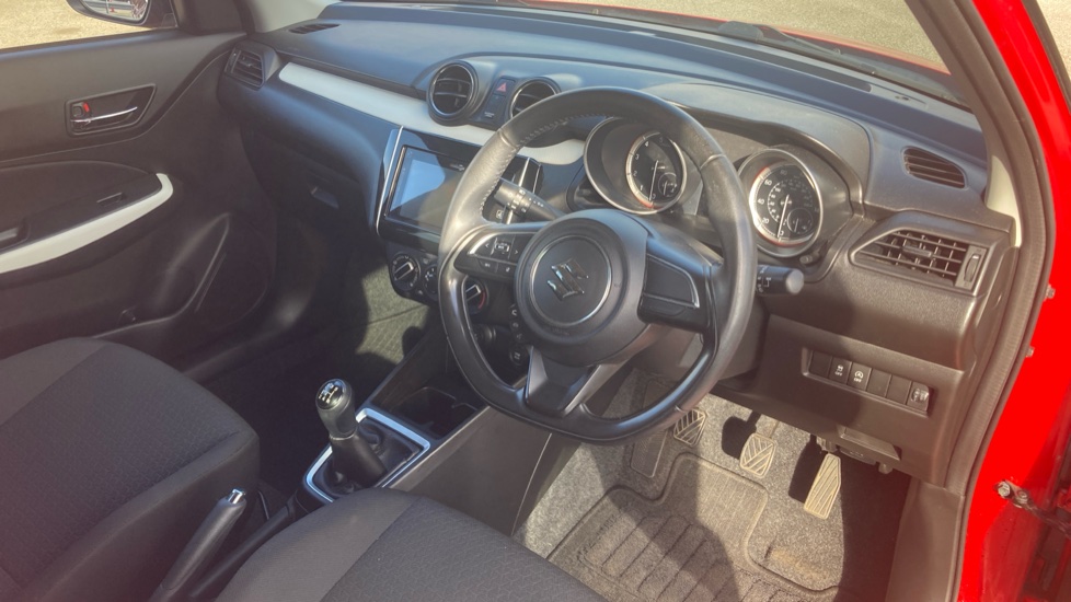 Suzuki Swift 1.2 Dualjet SHVS SZ-T 5dr Petrol Hatchback - Image 11