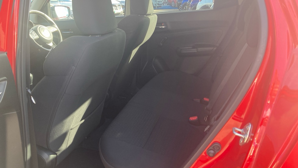 Suzuki Swift 1.2 Dualjet SHVS SZ-T 5dr Petrol Hatchback - Image 16