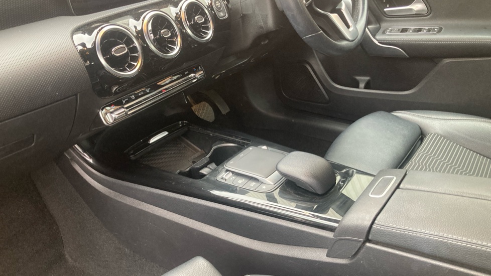 Mercedes-Benz A-Class A180 Sport Executive 5dr Auto Petrol Hatchback - Image 13