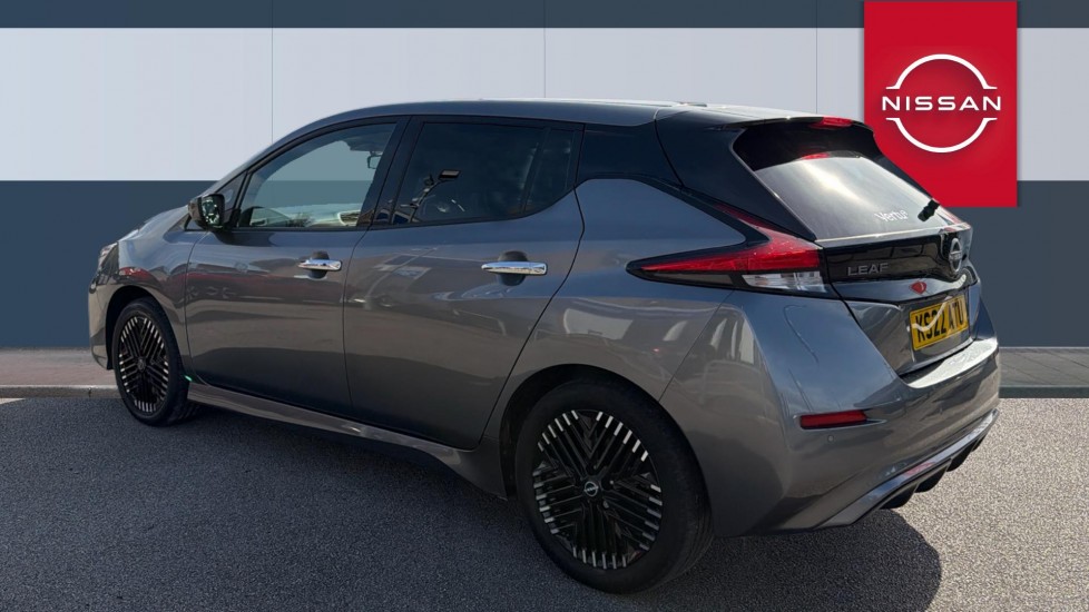 Nissan LEAF 110kW Tekna 39kWh 5dr Auto Electric Hatchback - Image 2