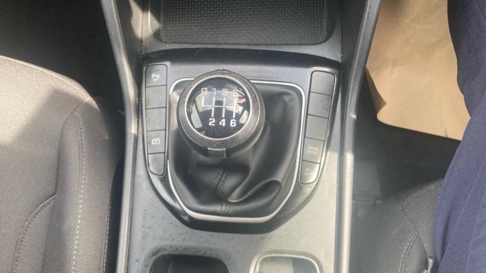 Hyundai TUCSON 1.6 TGDi SE Connect 5dr 2WD Petrol Estate - Image 27
