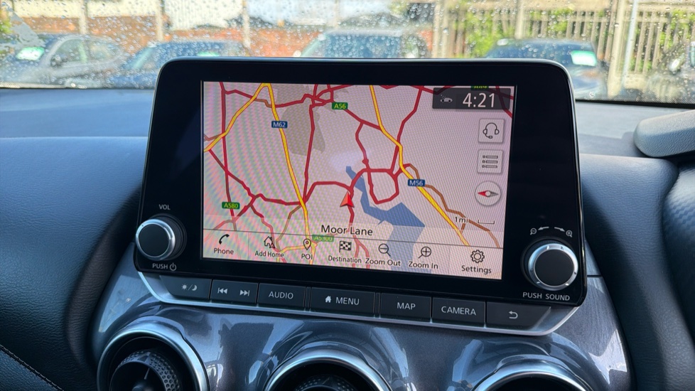 Nissan Juke 1.6 Hybrid N-Connecta 5dr Auto Hybrid Hatchback - Image 12