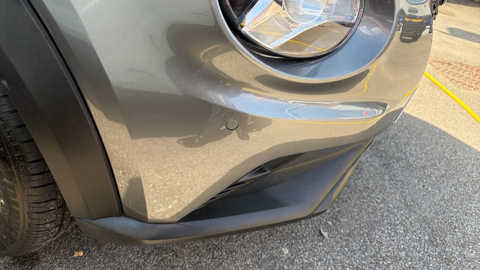 Nissan Juke 1.6 Hybrid N-Connecta 5dr Auto Hybrid Hatchback - Image 24
