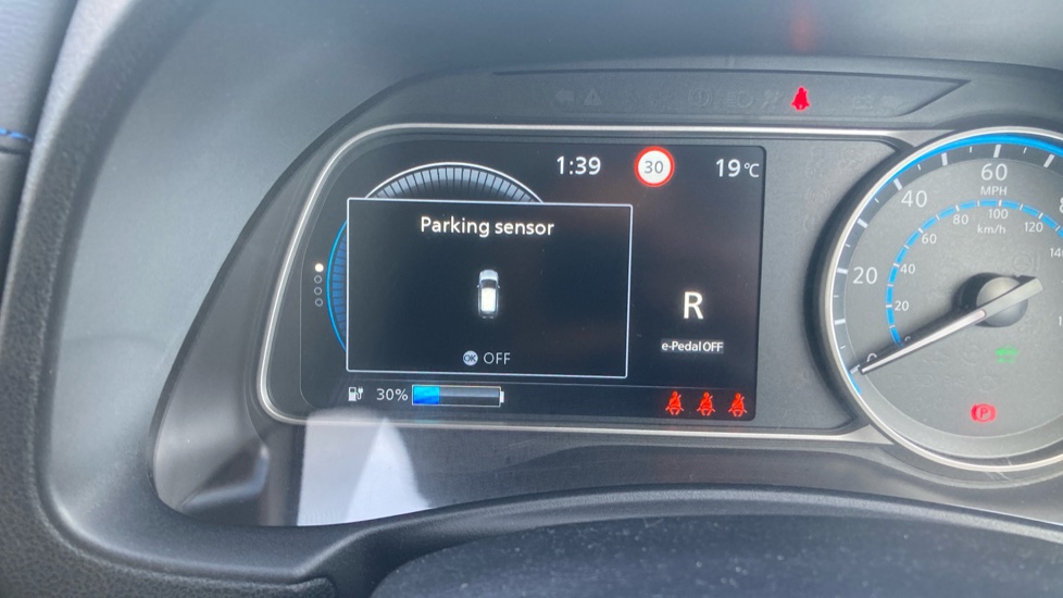 Nissan LEAF 110kW Tekna 39kWh 5dr Auto Electric Hatchback - Image 33