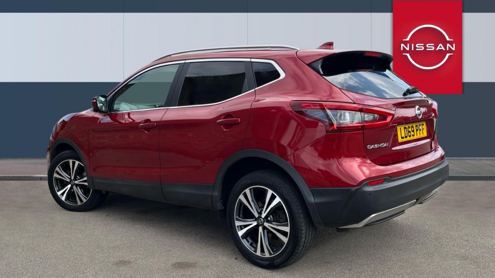 Nissan Qashqai 1.3 DiG-T 160 N-Connecta 5dr DCT Petrol Hatchback - Image 2