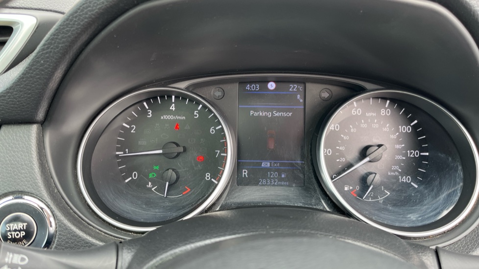 Nissan Qashqai 1.3 DiG-T 160 N-Connecta 5dr DCT Petrol Hatchback - Image 27