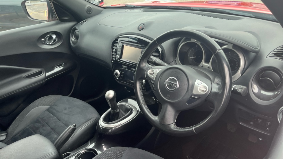 Nissan Juke 1.6 [112] Bose Personal Edition 5dr Petrol Hatchback - Image 11