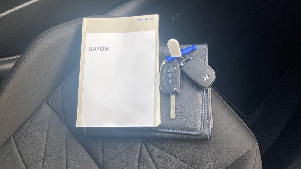 Hyundai BAYON 1.0 TGDi 48V MHEV Premium 5dr DCT Petrol Hatchback - Image 19