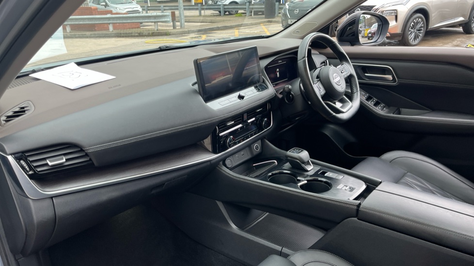 Nissan X-Trail 1.5 MHEV 163 Tekna+ 5dr [7 Seat] Xtronic Petrol Station Wagon - Image 9