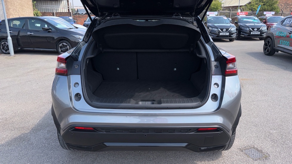 Nissan Juke 1.0 DiG-T 114 Tekna+ 5dr DCT Petrol Hatchback - Image 4