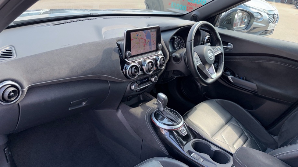 Nissan Juke 1.0 DiG-T 114 Tekna+ 5dr DCT Petrol Hatchback - Image 9