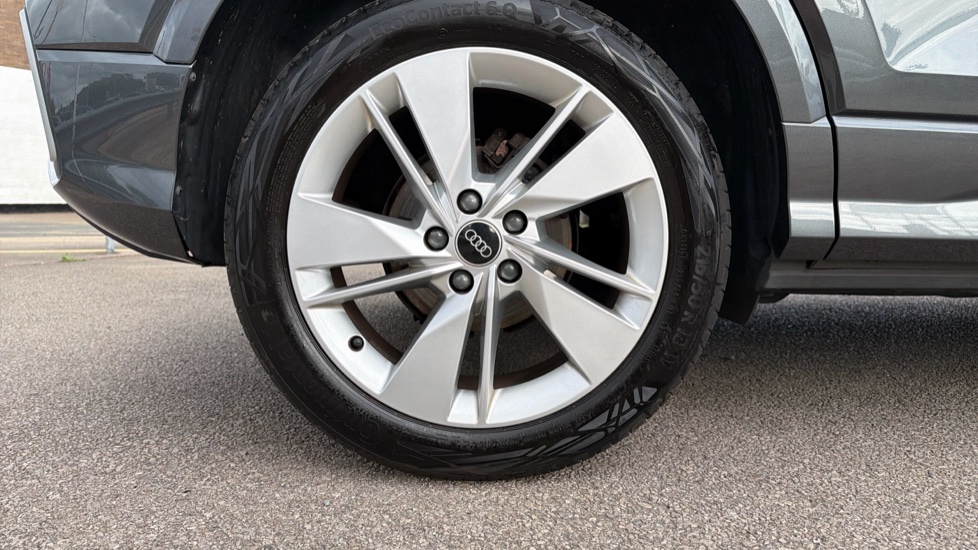 Audi Q2 35 TFSI S Line 5dr Petrol Estate - Image 7