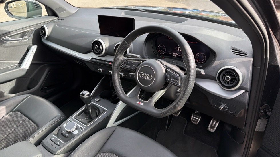 Audi Q2 35 TFSI S Line 5dr Petrol Estate - Image 11