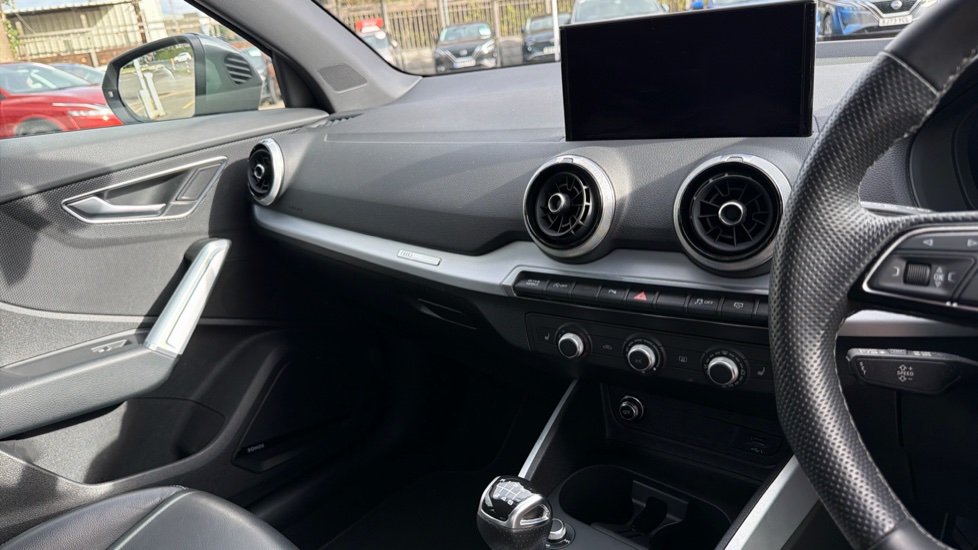 Audi Q2 35 TFSI S Line 5dr Petrol Estate - Image 14