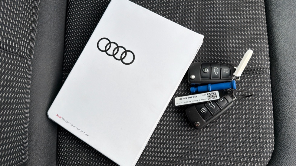 Audi Q2 35 TFSI S Line 5dr Petrol Estate - Image 19