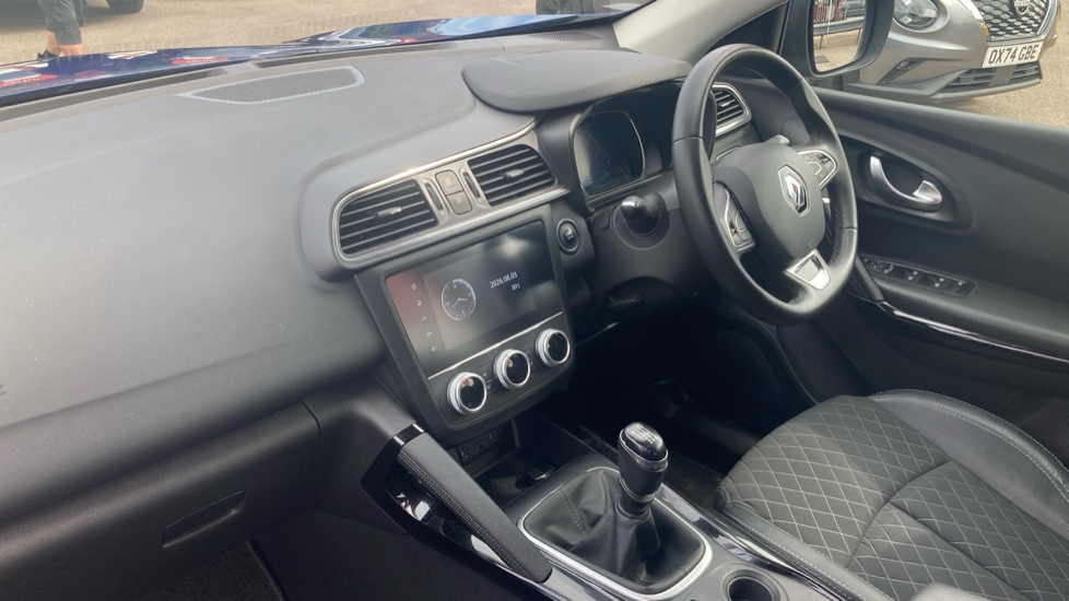 Renault Kadjar 1.3 TCE Iconic 5dr Petrol Hatchback - Image 9